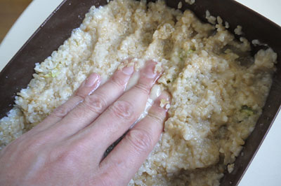 玄米麹漬けの水加減